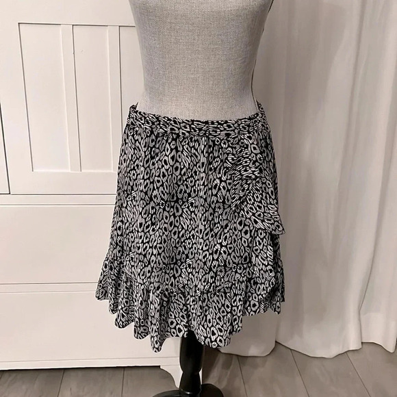 MICHAEL KORS Animal Print Ruffled Skirt, Size M - Picture 2 of 13
